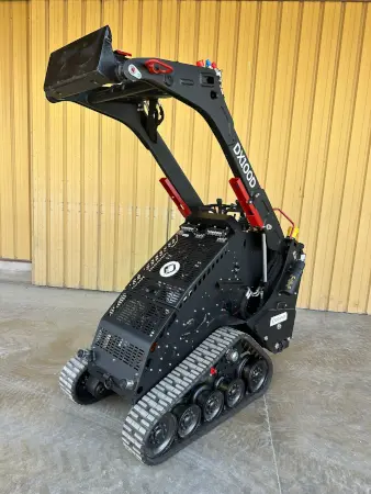 DX100d levé